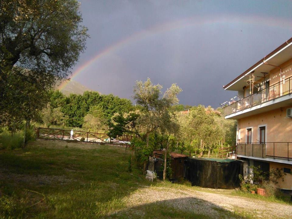 L'Oasi Bed and Breakfast Auletta Exteriör bild